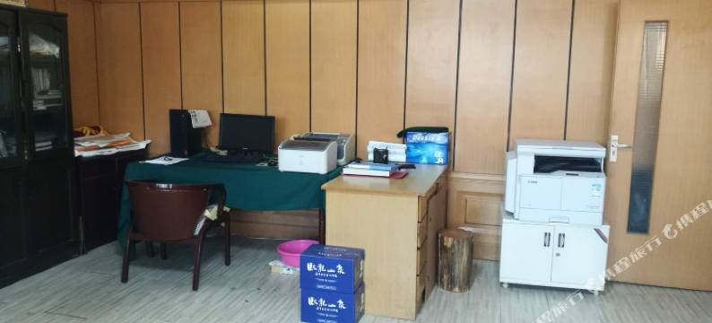 威海九九大厦酒店(国际海水浴场火炬八街店)图片