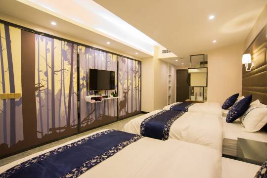 锦泰酒店(长沙锦泰广场城际地铁站店)