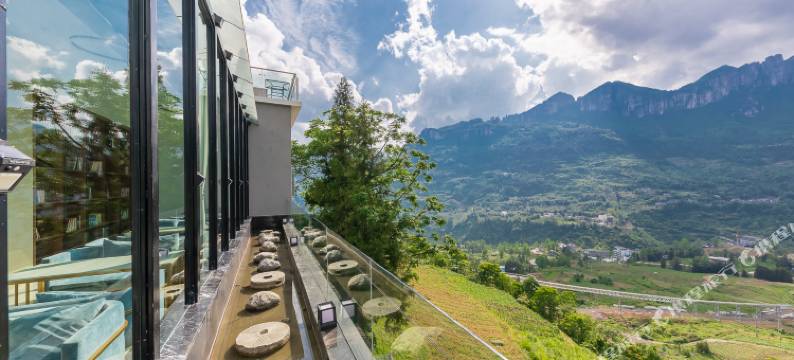 恩施大峡谷享自由度假酒店图片