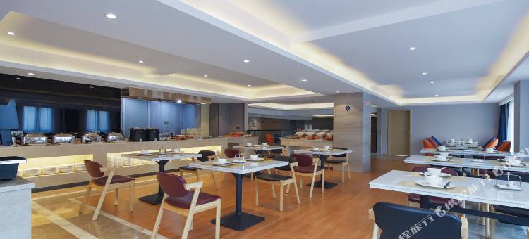 凯里亚德酒店(靖江泰和吾悦广场汽车总站店)图片