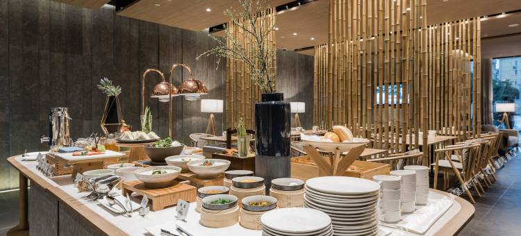 上海世博中心耀华路亚朵酒店图片