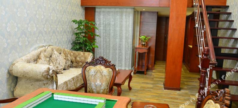 金堂维罗纳主题酒店(客运中心店)图片