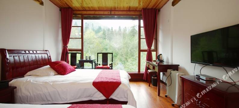 峨眉山半山居四合院图片