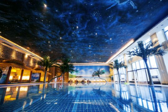 yunlan bay shuanglian hot spring resort