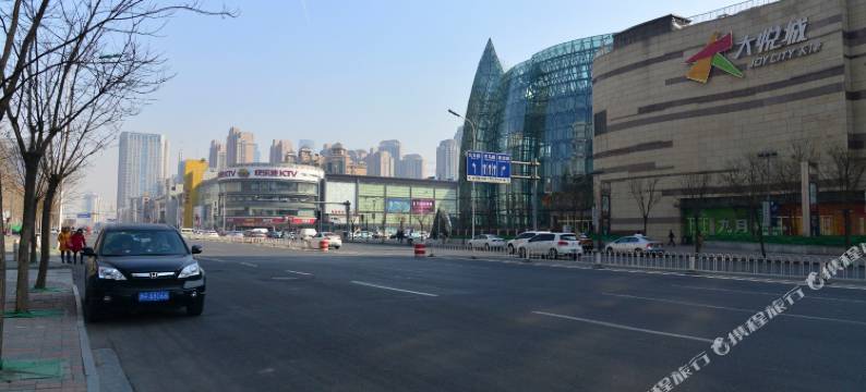 天津夏日荷花鼓楼酒店图片