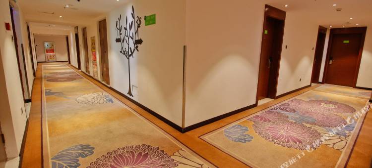 莫泰168(西宁西大街王府井店)图片