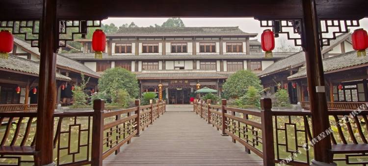 乐山尔雅园民宿(乐山大佛店)图片