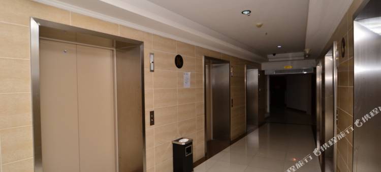 哈尔滨美途公寓(中央大街99公馆店)图片