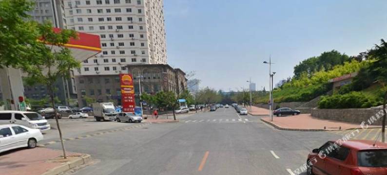 艺龙安云酒店(大连开发区安盛购物广场金马路店)图片