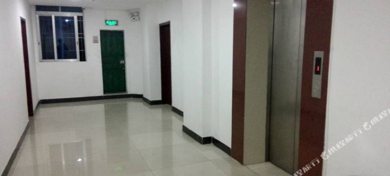 阳春银山宾馆(汽车总站店)图片