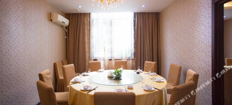 湖州在水一方酒店(太湖月亮湾店)图片