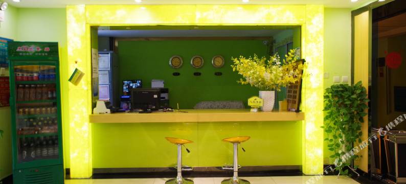 乌鲁木齐怡家快捷酒店(军区总医院店)图片