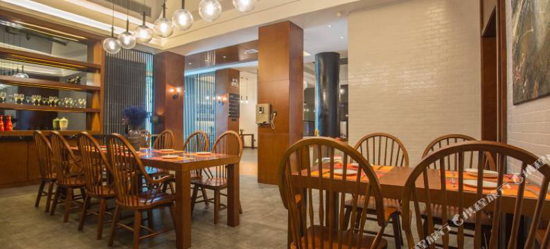 壹年肆季主题客栈(张家界国家森林公园店)图片