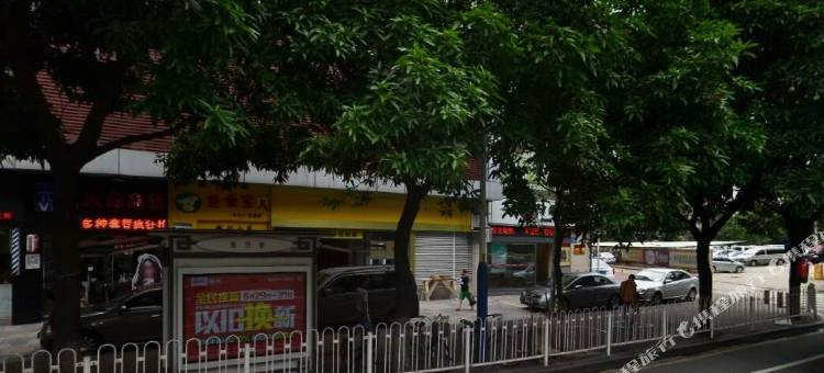 派酒店(广州南田路广百新一城凤凰新村地铁站店)图片