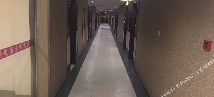 速8酒店(上海龙吴路店)图片