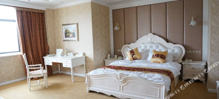 牟定化湖成际大酒店图片