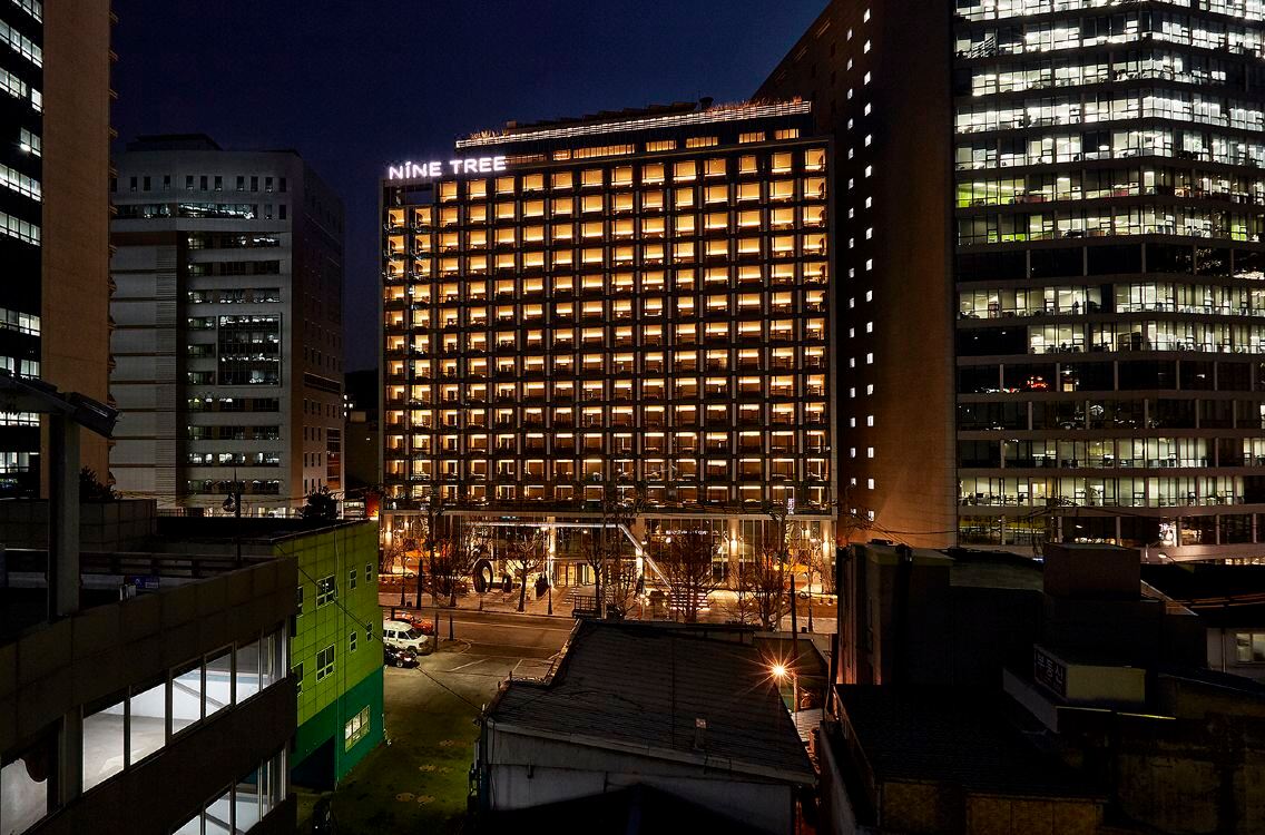 Отели сеул 2023. Деревья для моделирования. Nine tree. Отель nine tree тондэмун. Nine tree premier hotel insadong.