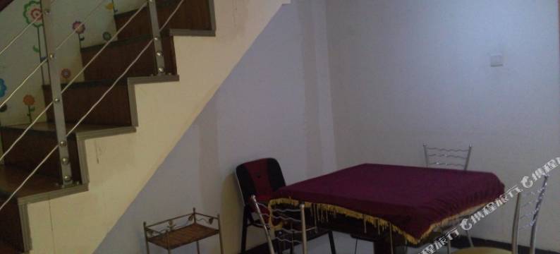 昆明甲壳城市民宿图片