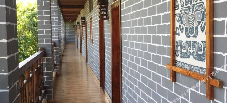 昌江苗村天涯驿站木棉客栈图片