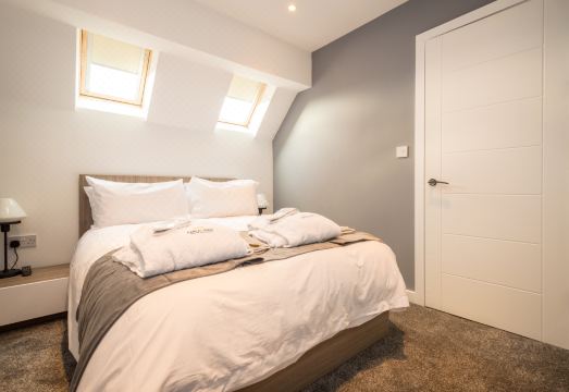 Aaron Wise Apartments Hotel Overview