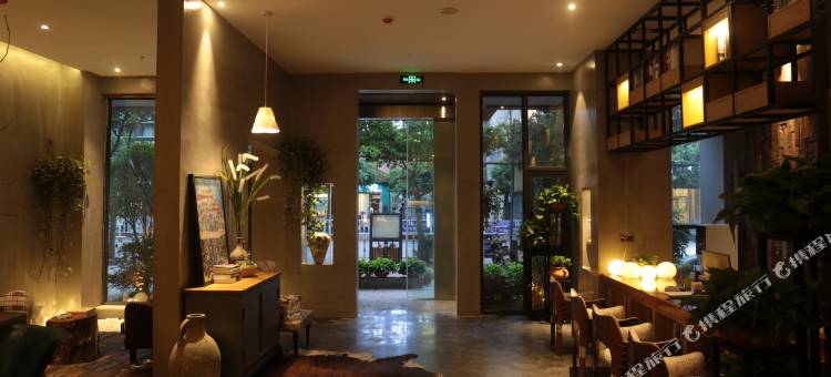 YOU时代MINI五星酒店(兴义店)图片