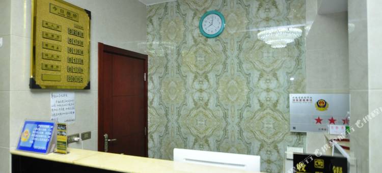 澄江辰峰假日酒店图片