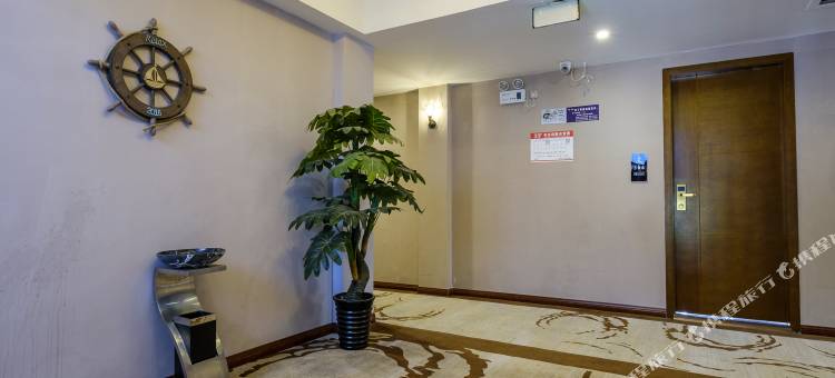 稻城亚丁扎西卓姆酒店图片