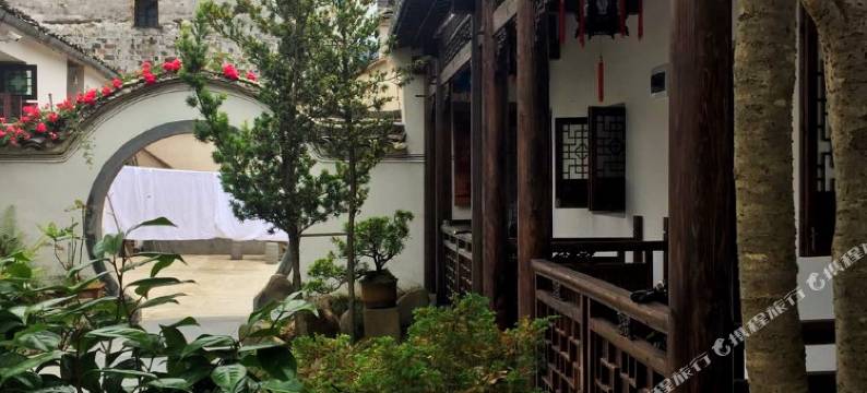 宏村居善堂客栈图片