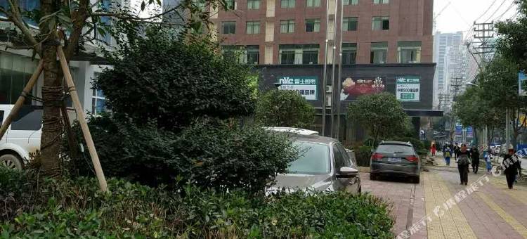沿河百里画廊酒店图片