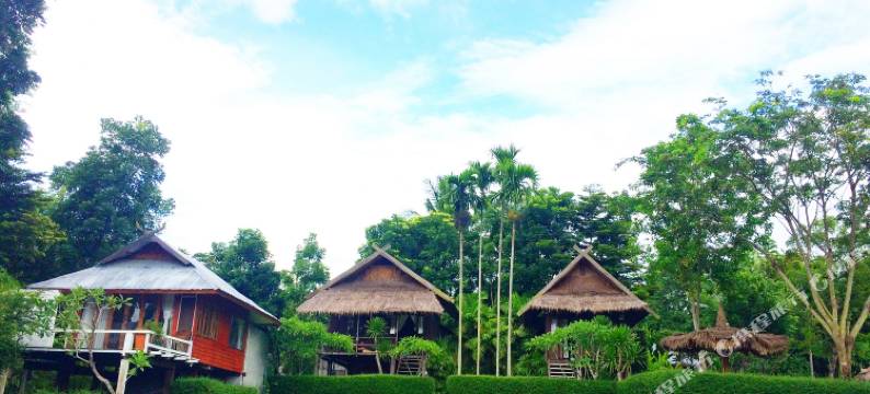 山间小屋度假村(Vimarnkiri Resort)图片