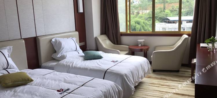 维艾斯国际酒店(雷波店)图片