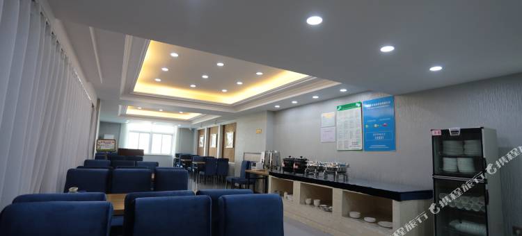 睿柏·云酒店(盘锦大洼客运站店)图片