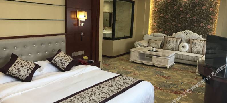 楚雄吕合宏强大酒店图片