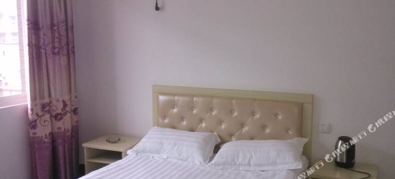 千岛湖塘边农庄图片