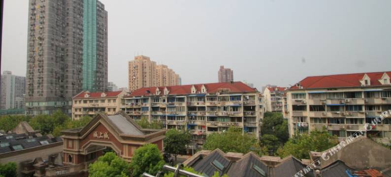 巷左巷右国际青年旅舍(上海北广场店)图片