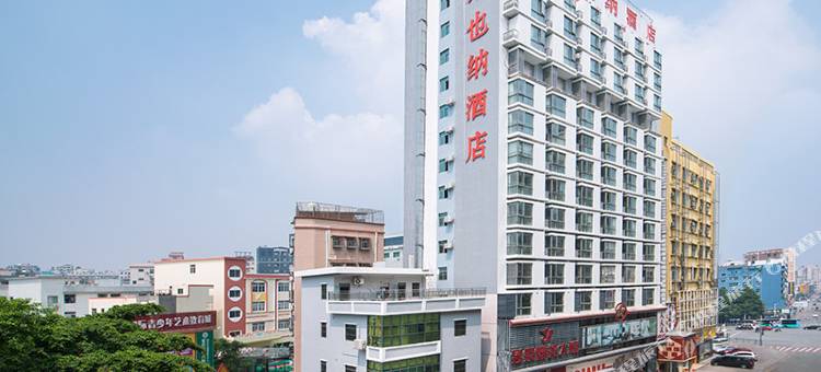 维也纳酒店(深圳机场固戍地铁站店)图片