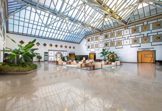 Fragrant Hill HotelHotel Overview