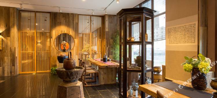 舍一茶事文化酒店(呼和浩特大召寺店)图片