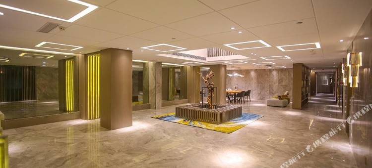 豪泰·轻居酒店(汕头高铁站店)图片