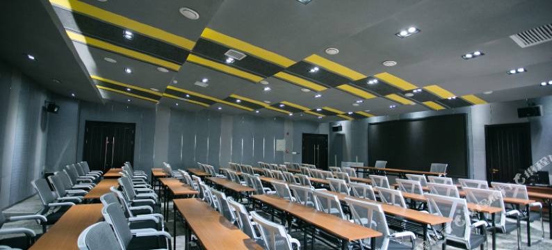 保定东岸艺术酒店图片