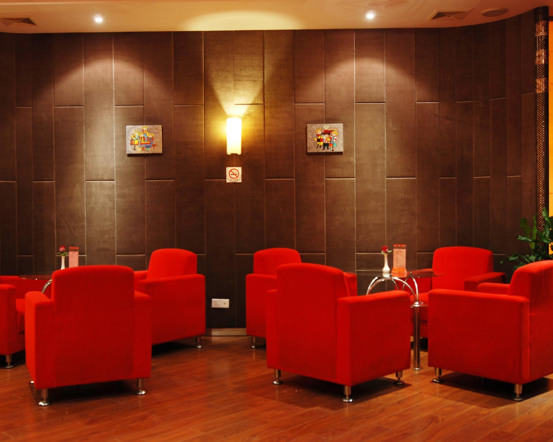 Byfond Hotel Over view