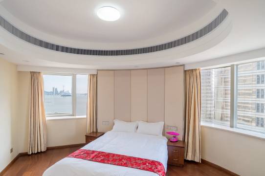 鸿运素庐山庄公寓(海沧大道分店)