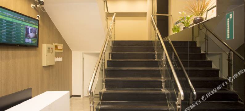 清沐酒店(南京新街口地铁站丰富路店)图片