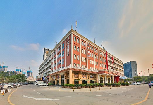 Midi HotelHotel Overview