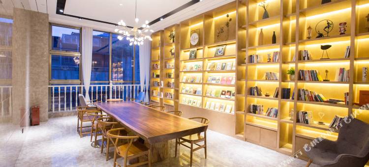 贵阳未来方舟亚朵酒店图片