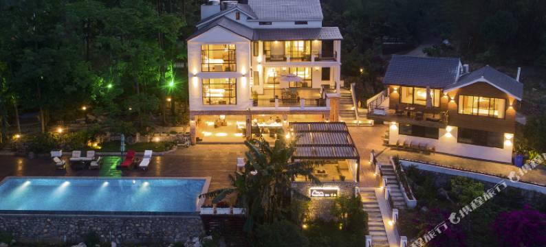 万峰林峰兮半山隐宿图片