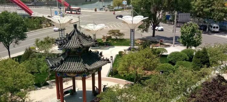 鲁源大酒店图片