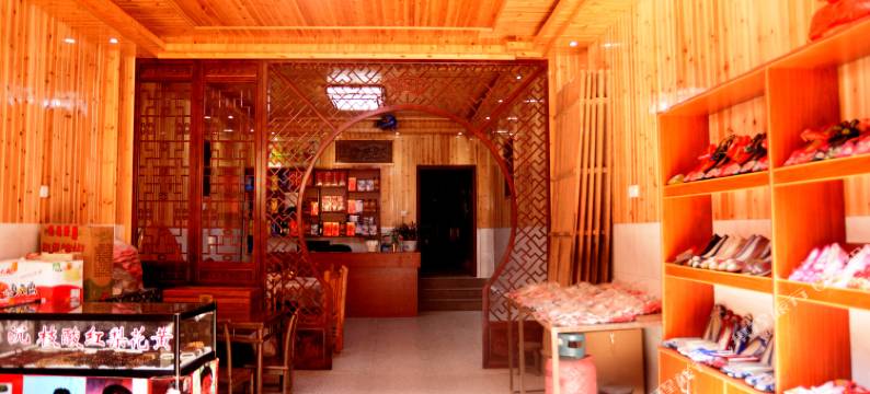 婺源李坑溪边客栈图片