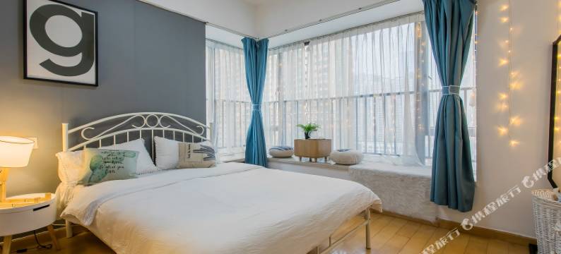 广州仲夏夜之梦暨大华师公寓(金穗路店)图片