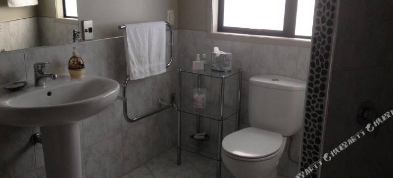 旺阿马塔维斯塔斯家庭旅馆(Whangamata Vistas B&B)图片